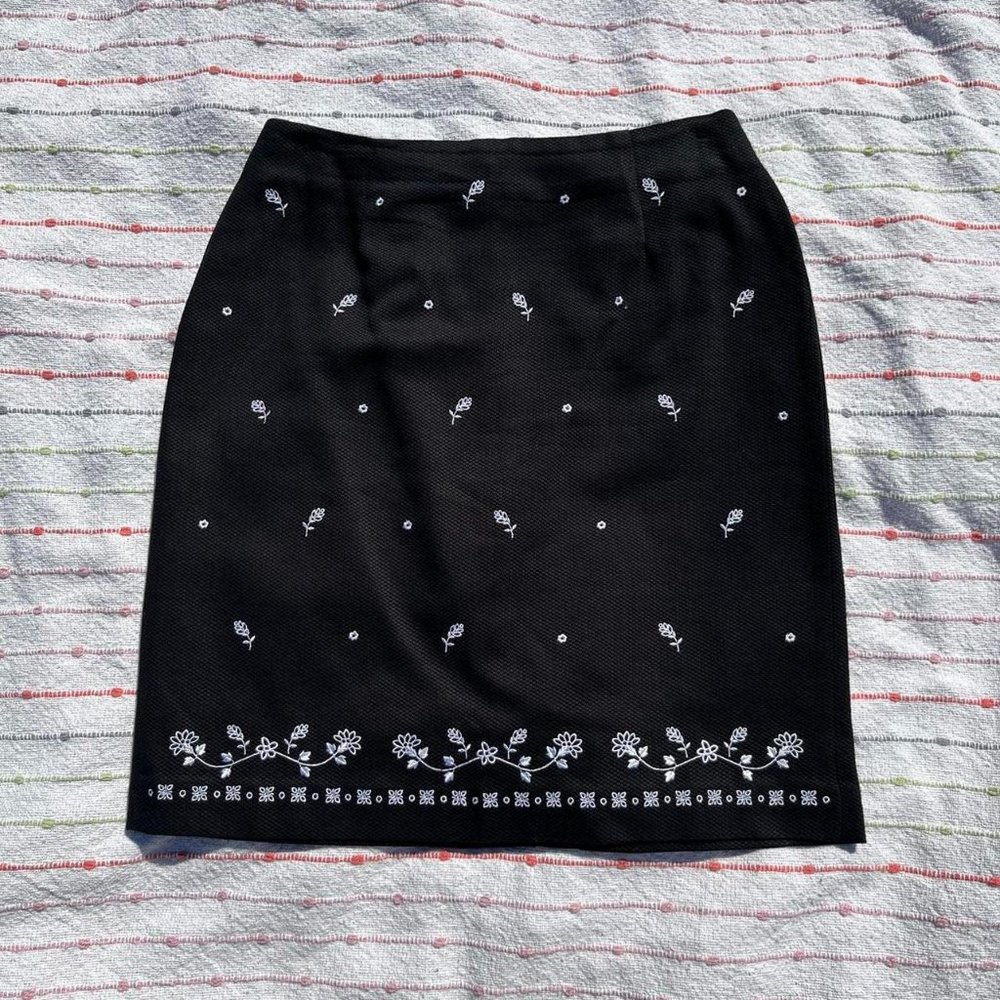 Talbots embroidered skirt